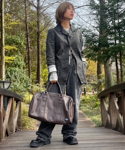 ８(eight)（エイト）の「デカ ボストンバッグ 2WAY PUレザー（ボストンバッグ・メンズ・ブラック/ダークブラウン/キャメル/その他/ネイビー/ダークブラウン系1/ブラック系その他・LARGE/MEDIUM）」の12枚目の写真