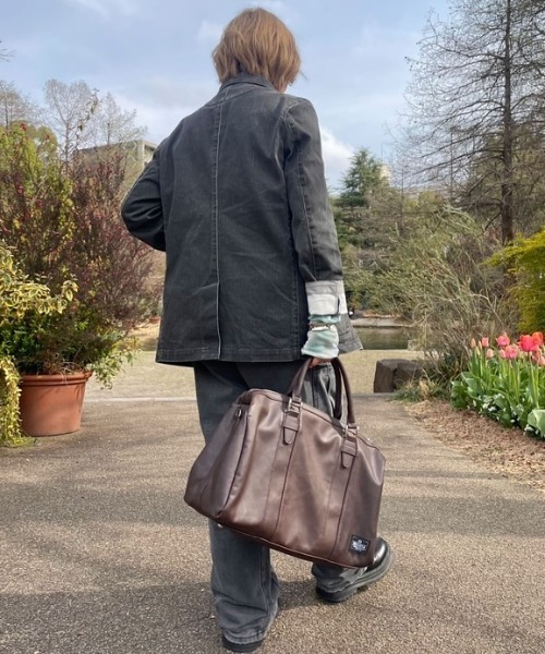 ８(eight)（エイト）の「デカ ボストンバッグ 2WAY PUレザー（ボストンバッグ・メンズ・ブラック/ダークブラウン/キャメル/その他/ネイビー/ダークブラウン系1/ブラック系その他・LARGE/MEDIUM）」の10枚目の写真