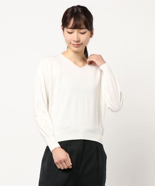 YECCA VECCA(イェッカヴェッカ)の「P.シルク混マシンウォッシャブルニット(Tシャツ/カットソー・レディース・ホワイト/ネイビー/イエロー/ミント/ラベンダー/杢グレー・FREE)」の2枚目の写真