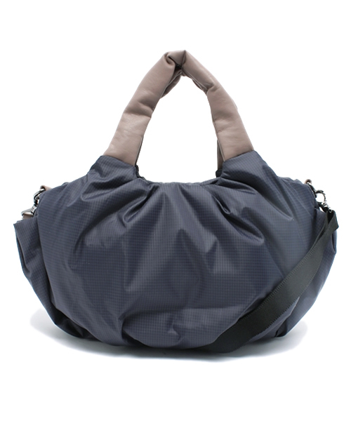 PLST(プラステ)の「格子柄2WAYナイロンショルダーバッグ(小)(ショルダーバッグ・レディース・ネイビー/ピンク/ライトグレー・FREE)」の3枚目の写真