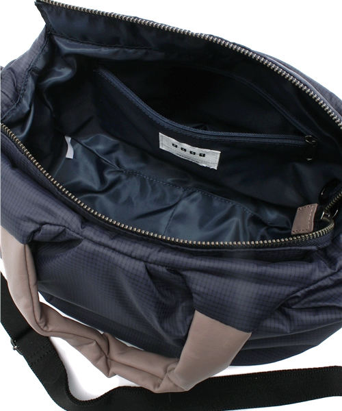 PLST(プラステ)の「格子柄2WAYナイロンショルダーバッグ(小)(ショルダーバッグ・レディース・ネイビー/ピンク/ライトグレー・FREE)」の9枚目の写真