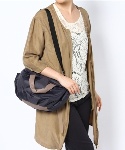 PLST(プラステ)の「格子柄2WAYナイロンショルダーバッグ(小)(ショルダーバッグ・レディース・ネイビー/ピンク/ライトグレー・FREE)」の10枚目の写真