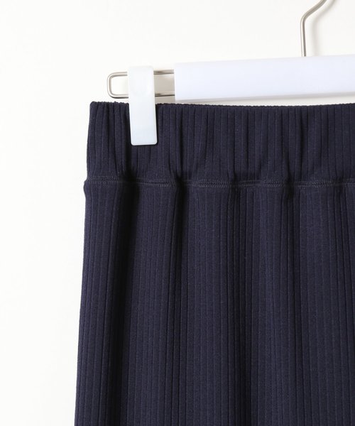 niko and...（ニコアンド）の「サラサラリブロングタイトスカート（スカート・レディース・ブラック/ネイビー/オリーブ/キャメル・MEDIUM/LARGE）」の9枚目の写真