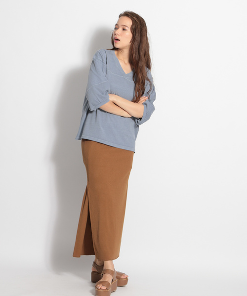 niko and...（ニコアンド）の「サラサラリブロングタイトスカート（スカート・レディース・ブラック/ネイビー/オリーブ/キャメル・MEDIUM/LARGE）」の22枚目の写真