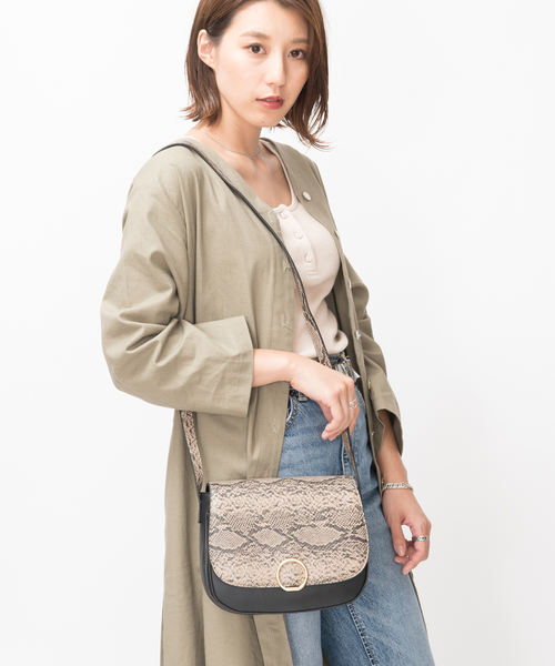 JUGLANS(ユグランス)の「【JUGLANS】リングモチーフポシェットショルダーバッグ(ショルダーバッグ・レディース・ブラック/アイボリー/ネイビー/ブラウン/ピンク/ワインレッド/ブラック系その他/ベージュ系その他・FREE)」の19枚目の写真