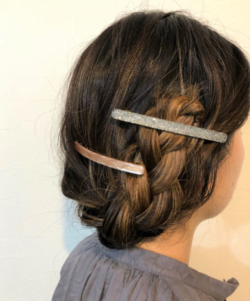 tone（トーン）の「【KuKuLu TOKYO】シャープロングバレッタ（バレッタ/ヘアクリップ・レディース・ブラウン/シルバー/オレンジ/グリーン/ブラウン系その他・FREE）」の5枚目の写真