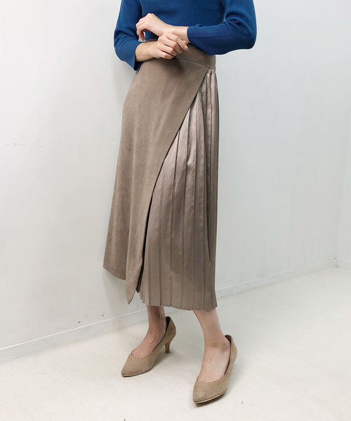 PICCIN(ピッチン)の「サイドプリーツ切り替えスカート(スカート・レディース・ブラック/グレイッシュベージュ/レンガ・MEDIUM/LARGE)」の4枚目の写真