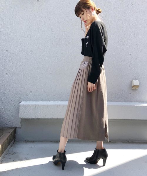 PICCIN(ピッチン)の「サイドプリーツ切り替えスカート(スカート・レディース・ブラック/グレイッシュベージュ/レンガ・MEDIUM/LARGE)」の22枚目の写真