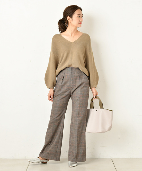 DouDou（ドゥドゥ）の「袖ボリュームVプルオーバー（ニット/セーター・レディース・キナリ/ベージュ/ピンク・FREE）」の11枚目の写真