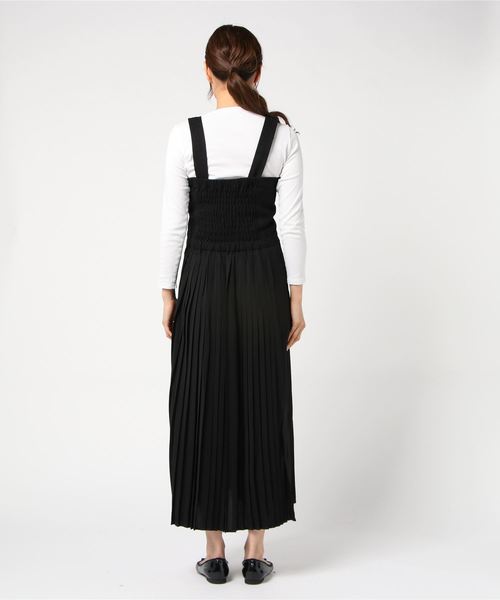STYLEBLOCK（スタイルブロック）の「バックプリーツ切替ジャンパースカートロングワンピース（ジャンパースカート・レディース・ブラック/ベージュ/カーキ/キャメル・M）」の6枚目の写真