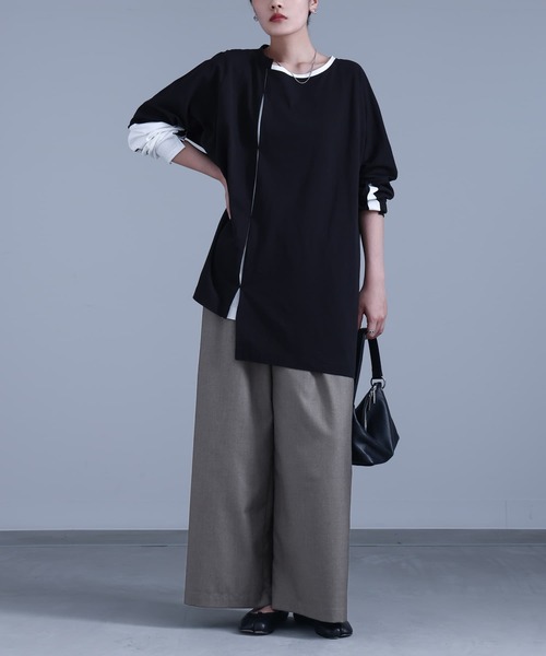 kOhAKU(コハク)の「アシンメトリー配色タックカットソー(Tシャツ/カットソー・レディース・ブラック/オフホワイト・1/2)」の15枚目の写真