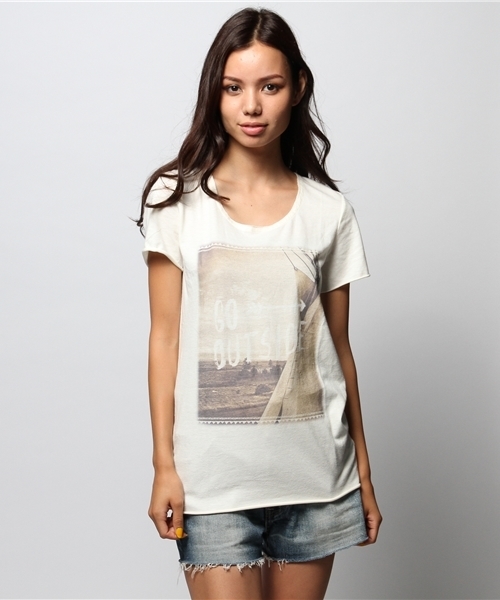 goa(ゴア)の「Grassy Teepee Tシャツ(Tシャツ/カットソー・レディース・アイボリー/A・FREE)」の3枚目の写真