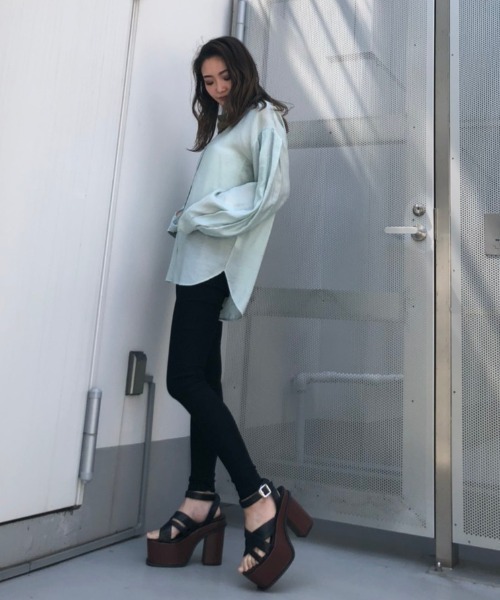 ENVYM（アンビー）の「パフスリーブシアーＳＨ（シャツ/ブラウス・レディース・グリーン/ベージュ/ホワイト・FREE）」の10枚目の写真