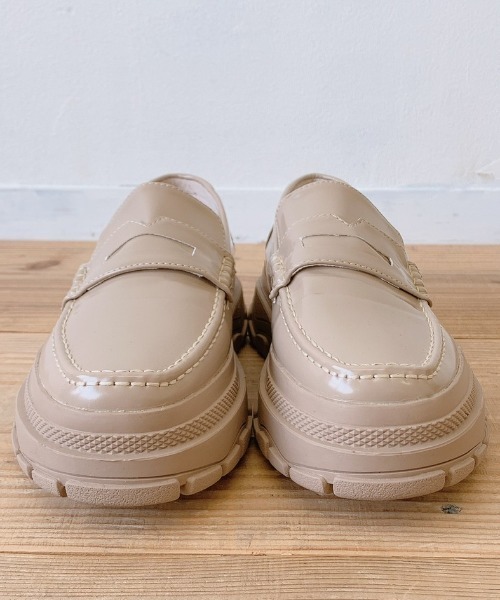 VANNIE U（ヴァニーユー）の「ダッドローファー（ローファー・レディース・ブラック/ベージュ・SMALL/MEDIUM/LARGE）」の5枚目の写真