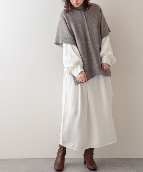 natural couture（ナチュラルクチュール）の「バルーンスリーブギャザーOP（ワンピース・レディース・オフホワイト/モカ/ベージュ・FREE）」の2枚目の写真