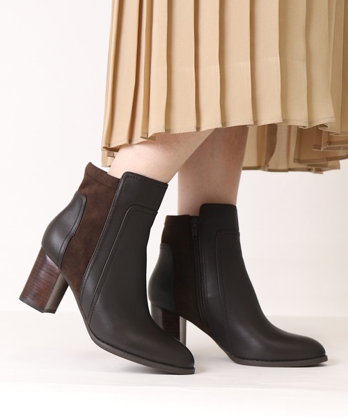 artemis by DIANA（アルテミスバイダイアナ）の「異素材MIXショートブーツ（ブーツ・レディース・ブラック/ダークブラウン/ブラック系その他・22.5cm/23.5cm/24.5cm/23.0cm/24.0cm/25.0cm/22.0cm）」の20枚目の写真