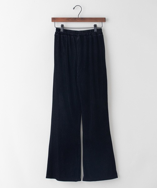 INNOCENT BLUE（イノセントブルー）の「【innocent blue/イノセントブルー】ベロアコールフレアパンツ　リラックスパンツ　ウエストゴム仕様　フレアと光沢感のある素材（その他パンツ・レディース・ブラック/パープル/ブラウン/カーキ/ブルー/ライトベージュ・MEDIUM）」の3枚目の写真