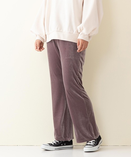 INNOCENT BLUE（イノセントブルー）の「【innocent blue/イノセントブルー】ベロアコールフレアパンツ　リラックスパンツ　ウエストゴム仕様　フレアと光沢感のある素材（その他パンツ・レディース・ブラック/パープル/ブラウン/カーキ/ブルー/ライトベージュ・MEDIUM）」の11枚目の写真