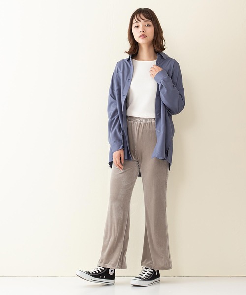 INNOCENT BLUE（イノセントブルー）の「【innocent blue/イノセントブルー】ベロアコールフレアパンツ　リラックスパンツ　ウエストゴム仕様　フレアと光沢感のある素材（その他パンツ・レディース・ブラック/パープル/ブラウン/カーキ/ブルー/ライトベージュ・MEDIUM）」の15枚目の写真