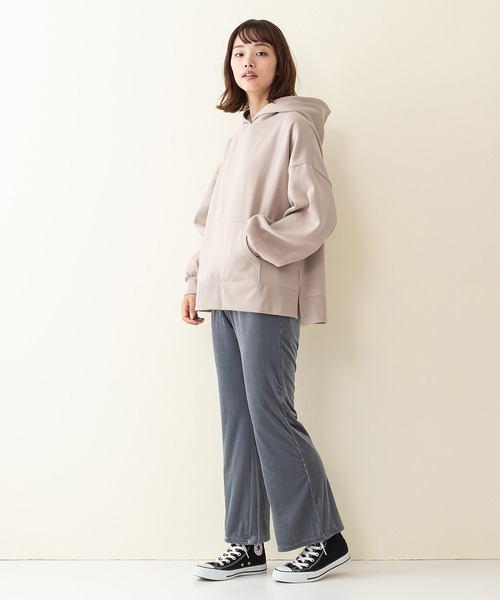 INNOCENT BLUE（イノセントブルー）の「【innocent blue/イノセントブルー】ベロアコールフレアパンツ　リラックスパンツ　ウエストゴム仕様　フレアと光沢感のある素材（その他パンツ・レディース・ブラック/パープル/ブラウン/カーキ/ブルー/ライトベージュ・MEDIUM）」の17枚目の写真