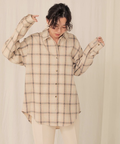 Bab(バブ)の「【WEB限定】ビッグシルエット起毛チェックシャツ(シャツ/ブラウス・レディース・レッド/ブルー/アイボリー・FREE)」の2枚目の写真