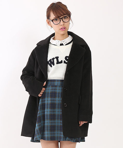 one after another NICE CLAUP（ワンアフターアナザーナイスクラップ）の「【ＶｉＶｉ12月号掲載　ナイスクラップ】チェスターコート（チェスターコート・レディース・ベージュ系その他/サックスブルー/ブラック・MEDIUM/LARGE）」の2枚目の写真