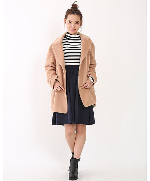 one after another NICE CLAUP（ワンアフターアナザーナイスクラップ）の「【ＶｉＶｉ12月号掲載　ナイスクラップ】チェスターコート（チェスターコート・レディース・ベージュ系その他/サックスブルー/ブラック・MEDIUM/LARGE）」の12枚目の写真