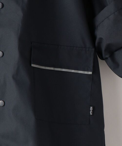 SHIPS(シップス)の「SHIPS KIDS:レインコート(レインコート/ポンチョ・キッズ・ネイビー/グリーン・SMALL/MEDIUM/LARGE)」の14枚目の写真