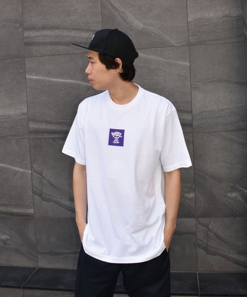 DOUBLE STEAL（ダブルスティール）の「Tagging Square Logo Tシャツ（Tシャツ/カットソー・メンズ・グレー/インディゴブルー/グリーン/ホワイト×ブラック/ブラック×ホワイト/ホワイト×パープル/ブラック×パープル・MEDIUM/LARGE/X-LARGE/XX-LARGE）」の19枚目の写真