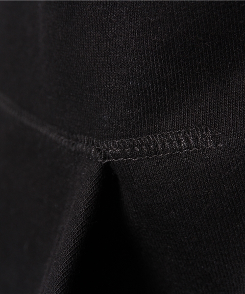 Carhartt WIP（カーハートダブリューアイピー）の「CARHARTT WIP HOODED CHASE SWEATSHIRT/カーハート フーディー（パーカー・メンズ・ブラック/ネイビー/グレー・MEDIUM/SMALL）」の5枚目の写真