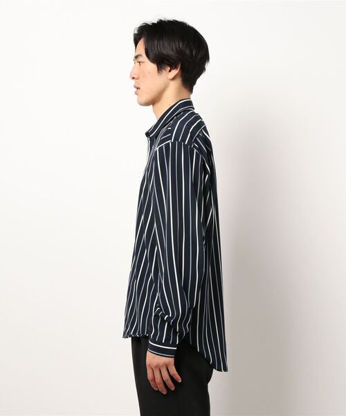 CERCA（チェルカ）の「GW/日本製ビッグシルエットストライプとろみ素材シャツ（シャツ/ブラウス・メンズ・ブルー系その他/ネイビー系1/ブラック系その他/ベージュ系その他/グリーン系その他/ホワイト系その他・MEDIUM/LARGE）」の8枚目の写真