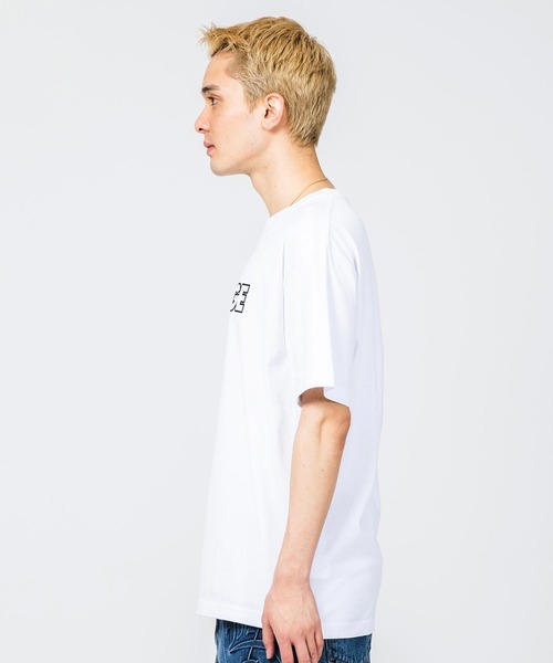 XLARGE（エクストララージ）の「STANDARD LOGO S/S TEE（Tシャツ/カットソー・メンズ・ホワイト/ベージュ/ネイビー/ブラック/パープル・L/XL/S/M）」の6枚目の写真