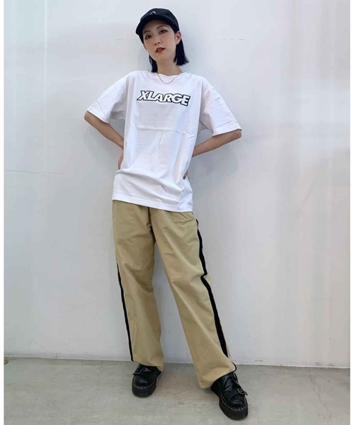 XLARGE（エクストララージ）の「STANDARD LOGO S/S TEE（Tシャツ/カットソー・メンズ・ホワイト/ベージュ/ネイビー/ブラック/パープル・L/XL/S/M）」の21枚目の写真