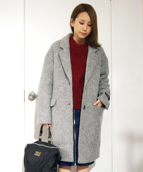 WHO'S WHO gallery（フーズフーギャラリー）の「スライバーBIGコート（チェスターコート・レディース・グレー/ベージュ/サックスブルー・FREE）」の2枚目の写真