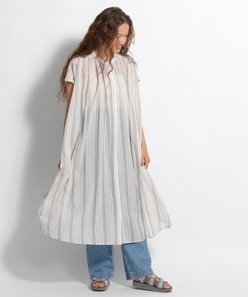 niko and...（ニコアンド）の「ストライプ柄ギャザーワンピース（ワンピース・レディース・レッド/ベージュ/ブルー・FREE）」の4枚目の写真