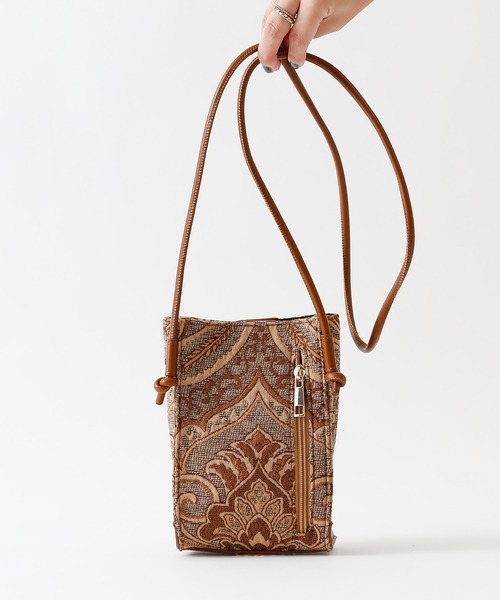 COLONY 2139（コロニートゥーワンスリーナイン）の「【TV媒体紹介商品】ジャガード縦長ショルダーバッグ（ショルダーバッグ・レディース・ブラック/ブラウン/ゼブラ/レオパード/グリーン・FREE）」の12枚目の写真