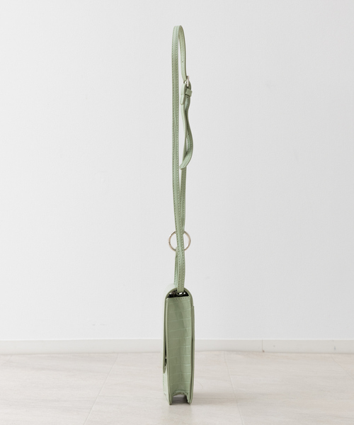 Abahouse Devinette（ドゥヴィネット）の「【Avancer】型押しショルダーミニスマートウォレット（ショルダーバッグ・レディース・ブラック/ベージュ/グリーン/キャメル・フリー）」の9枚目の写真