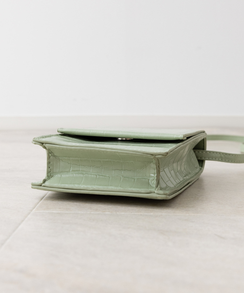 Abahouse Devinette（ドゥヴィネット）の「【Avancer】型押しショルダーミニスマートウォレット（ショルダーバッグ・レディース・ブラック/ベージュ/グリーン/キャメル・フリー）」の15枚目の写真