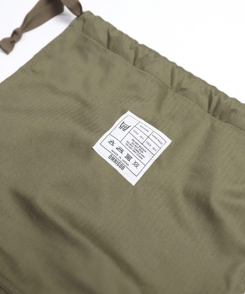 OMNIGOD（オムニゴッド）の「[OMNIGOD / オムニゴッド]　ヘリンボーンスレキUSNポーチ（トートバッグ・レディース・アイボリー/ブラック/オリーブ・FREE）」の9枚目の写真