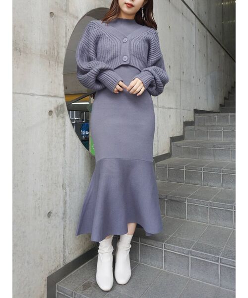 MERCURYDUO(マーキュリーデュオ)の「3WAYバックディティールカーデセットニットワンピース(ワンピース・レディース・アイボリー/ブルー/ブラウン/ベージュ/ラベンダー/ミント・SMALL/MEDIUM)」の18枚目の写真