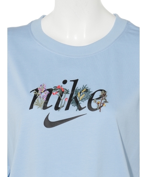 NIKE(ナイキ)の「【NIKE】NSW ボクシー ネイチャー(Tシャツ/カットソー・レディース・ライトブルー・S/M)」の12枚目の写真