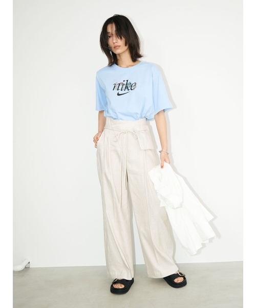 NIKE(ナイキ)の「【NIKE】NSW ボクシー ネイチャー(Tシャツ/カットソー・レディース・ライトブルー・S/M)」の15枚目の写真