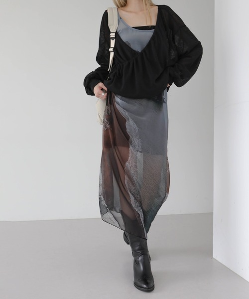 UNE MANSION（ユヌマンション）の「【レイヤードコーデ用としておすすめ！】ストリングプリント捺染シースルーロングワンピース（ワンピース・レディース・チャコール/アイボリー・FREE）」の16枚目の写真