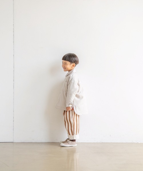 LOWRYS FARM（ローリーズファーム）の「エアサーマルシャツジャケット　953326（ダウンジャケット/コート・キッズ・アイボリー/カーキ・110cm/120cm/130cm）」の4枚目の写真