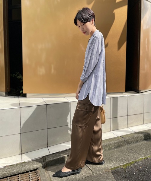 un dix cors（アンディコール）の「上品な印象を演出 ストライプパール釦チュニック（シャツ/ブラウス・レディース・オフホワイト/カーキ/ネイビー・FREE）」の5枚目の写真