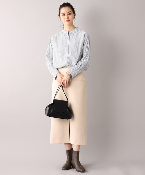 un dix cors（アンディコール）の「上品な印象を演出 ストライプパール釦チュニック（シャツ/ブラウス・レディース・オフホワイト/カーキ/ネイビー・FREE）」の4枚目の写真