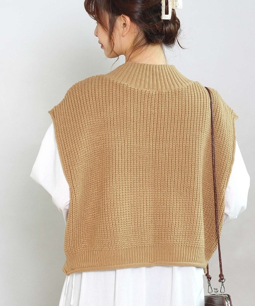 Crisp yours(クリスプユアーズ)の「【WEB限定】ミックスケーブルニットベスト(ベスト・レディース・ベージュ/アイボリー・FREE)」の16枚目の写真