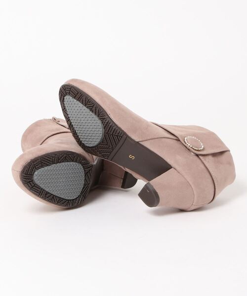 SAVOY（サボイ）の「【SAVOY】<2021AW>サイドボタン付きショートブーツ（ブーツ・レディース・ブラック/ダークベージュ/ダークブラウン・S/LL/M/L）」の4枚目の写真