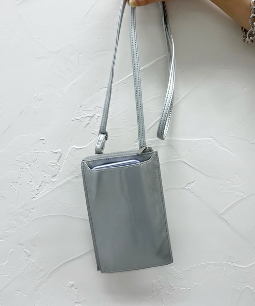 DouDou（ドゥドゥ）の「スマホショルダー（ショルダーバッグ・レディース・ブラック/シルバー/ブロンズ/グレイッシュベージュ・FREE）」の5枚目の写真