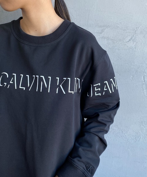 Calvin Klein Jeans（カルヴァンクラインジーンズ）の「[Calvin Klein Jeans/カルバンクラインジーンズ] AF-SHADOW ロゴクルーネックスウェット（スウェット・レディース・ホワイト/ブラック・M/L/XL）」の8枚目の写真